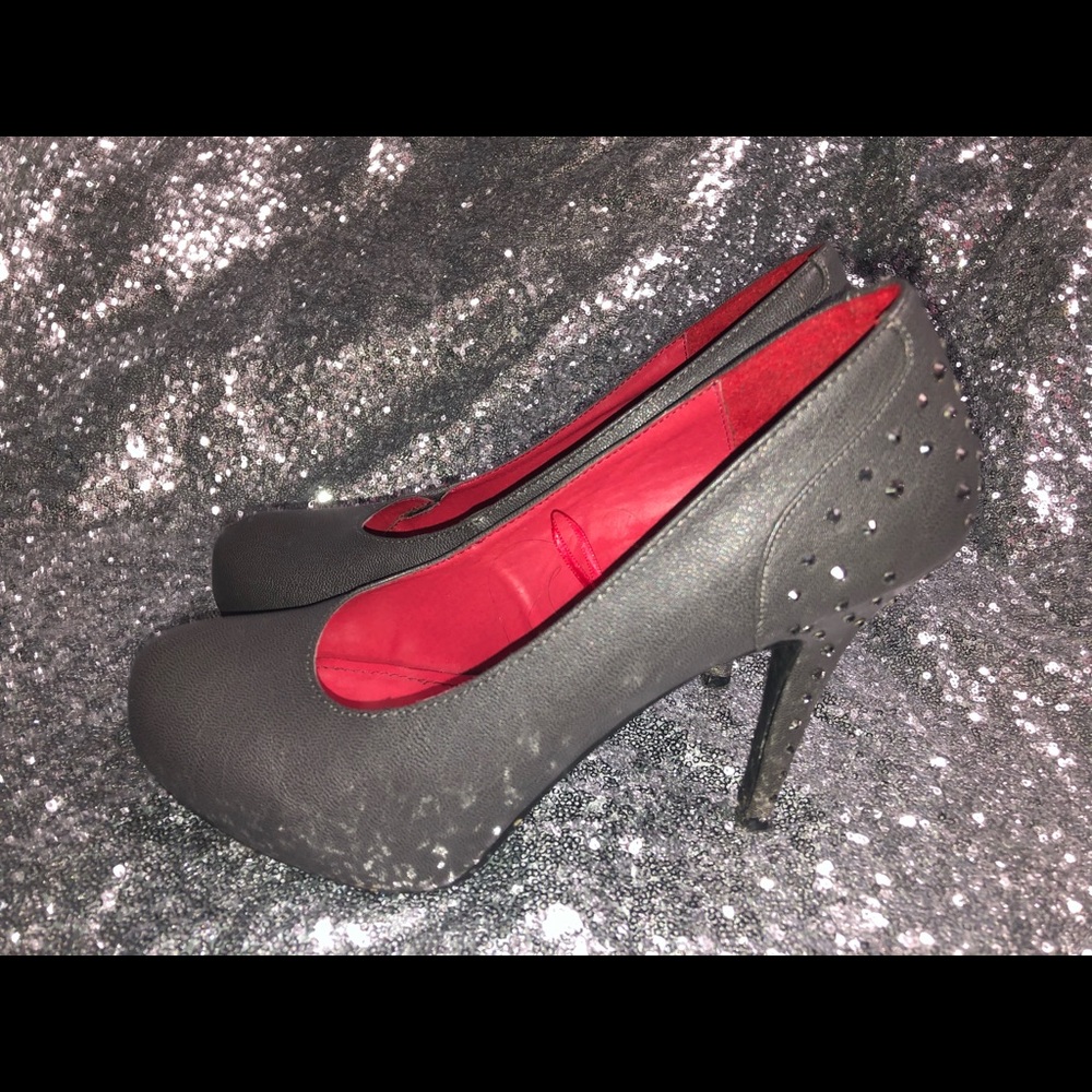 Grey heels